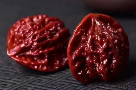 核桃用什么油泡快速变红