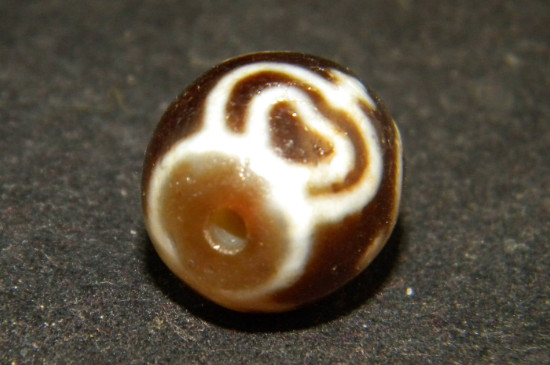 宝瓶天珠的寓意及功效