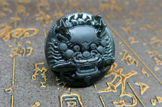 黑曜石透光吗