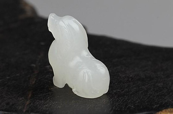 玉髓和玉的区别哪个贵