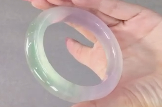翡翠怎么鉴定真假用水