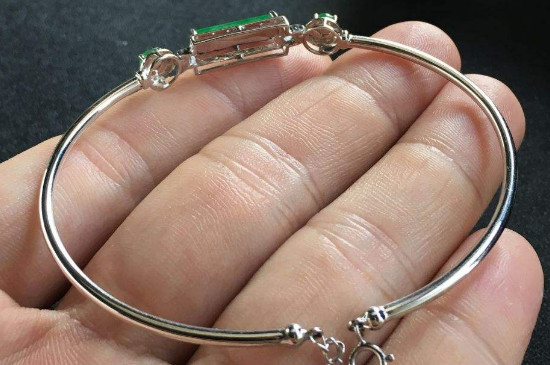 铂金戴左手还是右手