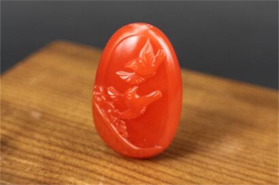 南红玛瑙为什么没那么红，南红变红的方法