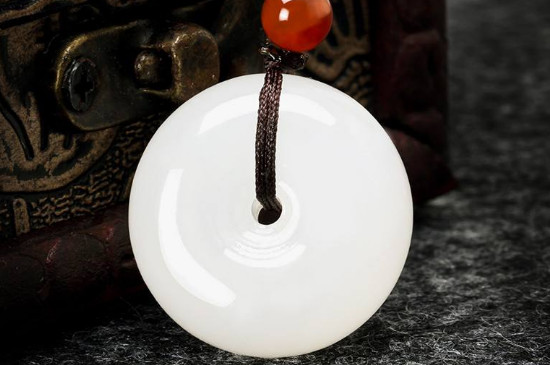 阿富汗玉和汉白玉的区别