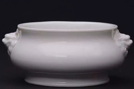 色釉瓷的特点