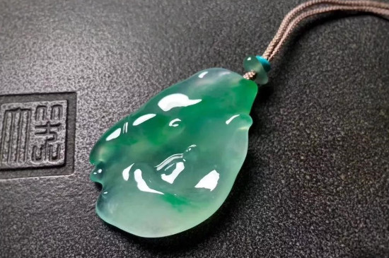 怎么鉴定翡翠的真假方法