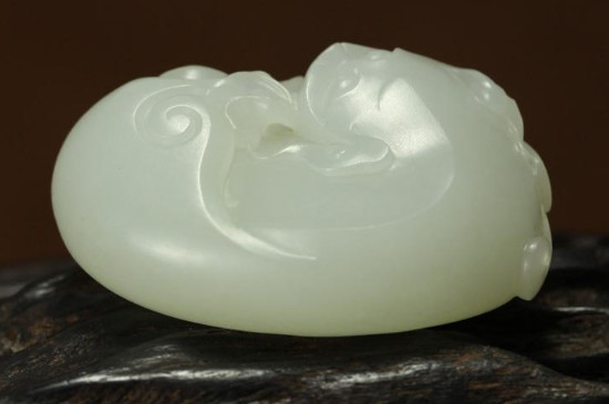 金丝玉羊脂白玉是什么玉