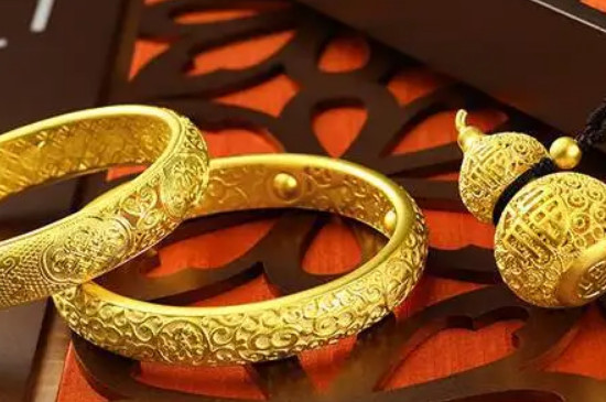 周大福小金条GOLD是什么意思