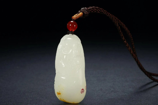 玉是不是越戴越透明