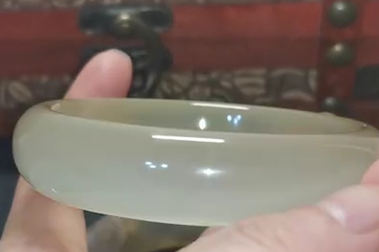 带玛瑙手镯的好处