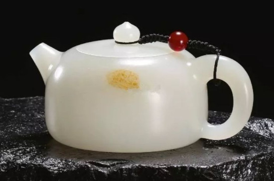 石膏玉是什么玉