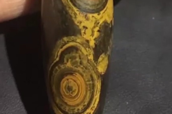 天珠正确佩戴方法