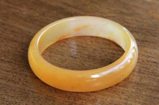金丝玉的功效与作用佩戴禁忌