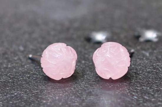 粉晶越戴越白代表什么