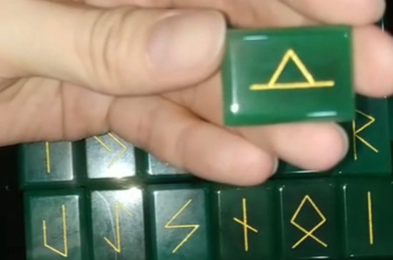 绿玛瑙的功效与作用