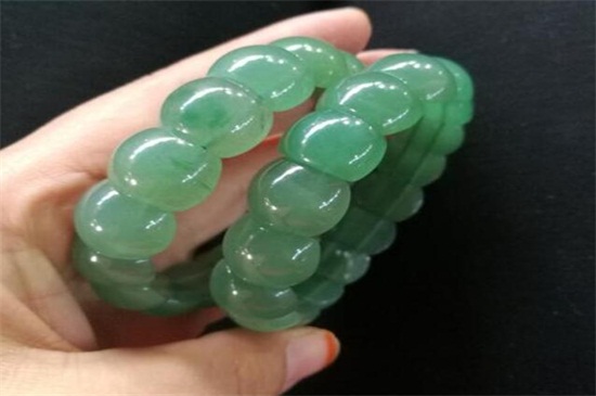 东陵玉手镯的功效