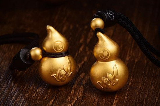 带黄金葫芦吊坠禁忌