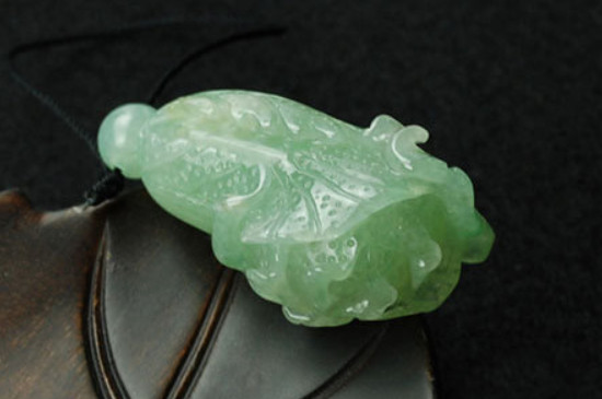 翡翠白菜的寓意和象征