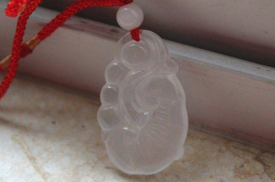 水沫玉是天然的还是人工的