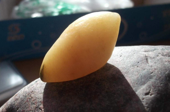 金丝玉鉴别的四个方法