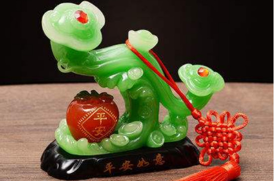 玉如意摆放大头朝哪边
