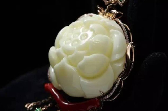 蜜蜡能用开水浸泡吗