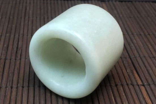 蓝田玉折射率1.54是什么意思
