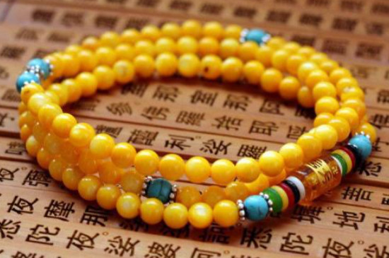 黄塑料手串是什么原料