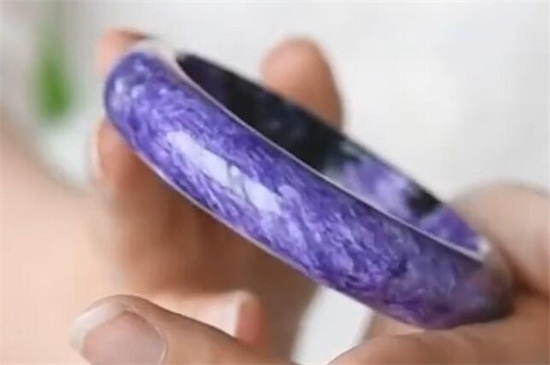 紫龙晶适合什么人戴