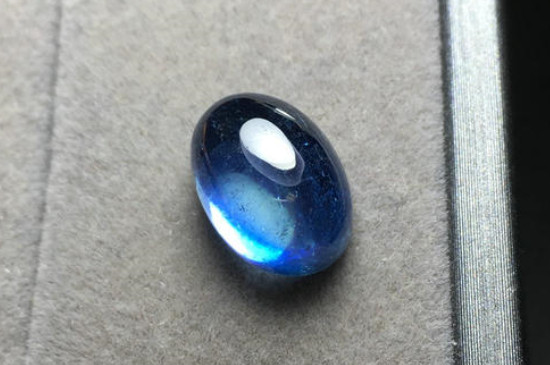 天然海蓝宝石怎么鉴别