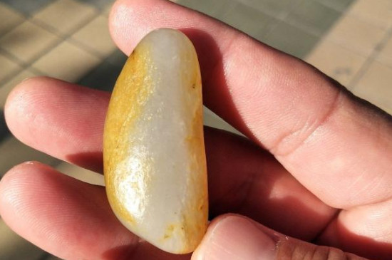 和田玉独籽什么意思
